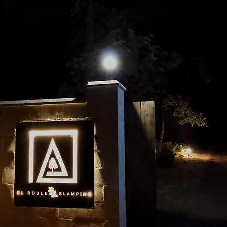 Campismo de Luxo El Roble Glamping - Alpina - Pet Friendly *
