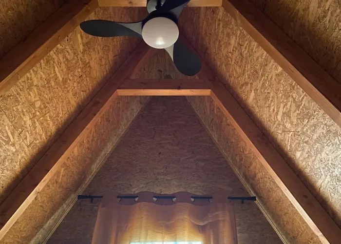 Campismo de Luxo El Roble Glamping - Alpina - Pet Friendly Lagunilla